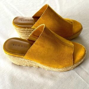 Torrid Espadrille Mule Wedge - Size 7.5 Yellow Gold (WW)